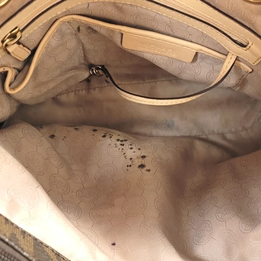 C - Michael Kors Jet Set brown monogram Vegan leather handbag - Picture 12 of 14